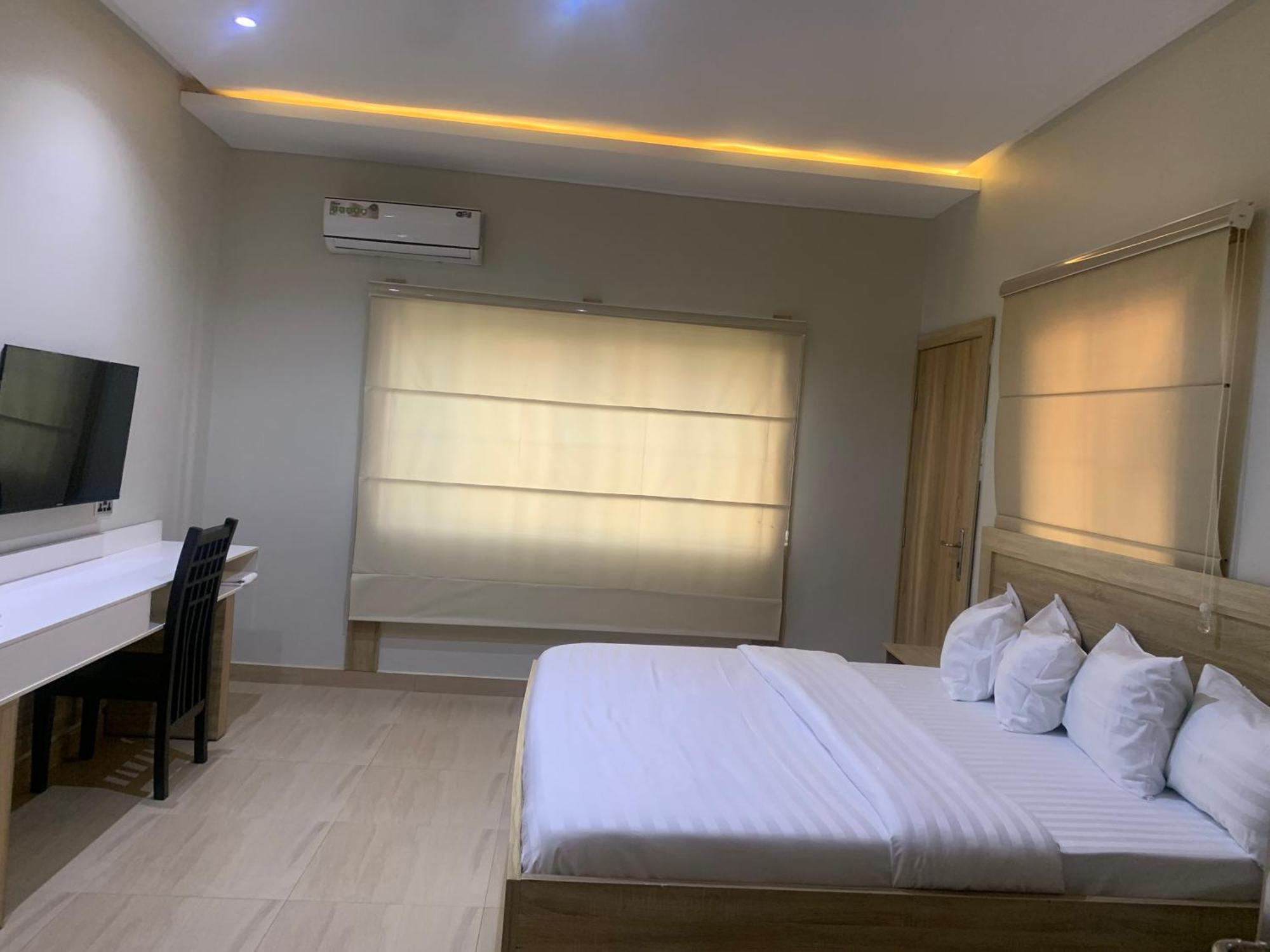 Greywood Hotel And Apartments إيكجا المظهر الخارجي الصورة