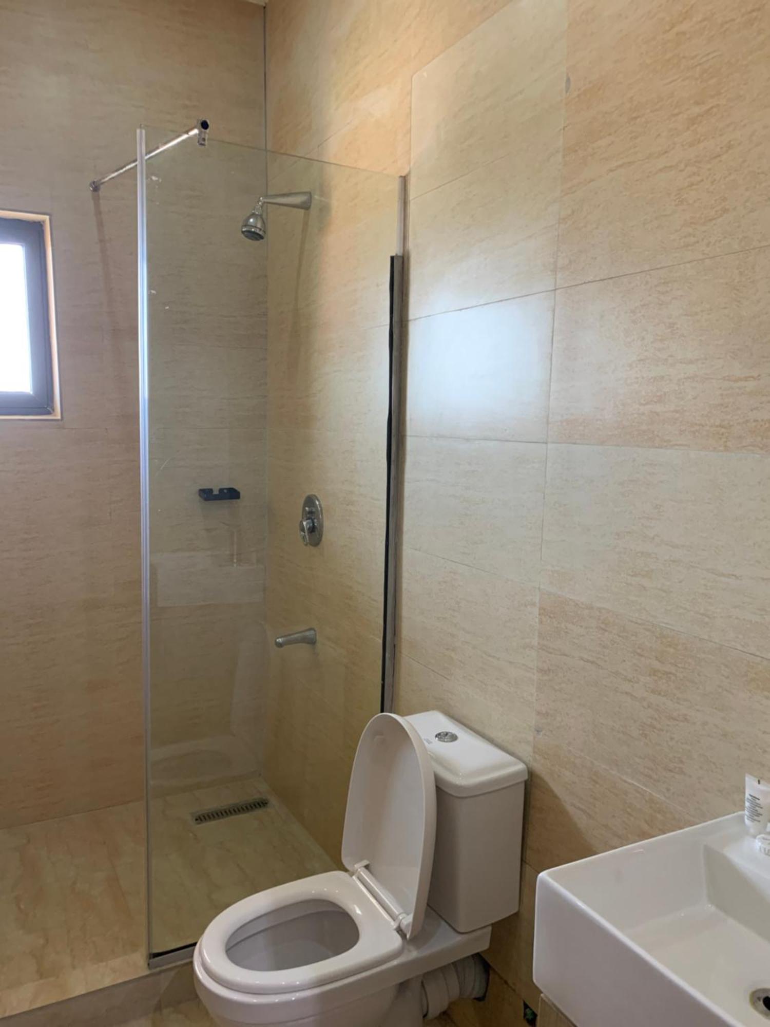 Greywood Hotel And Apartments إيكجا المظهر الخارجي الصورة